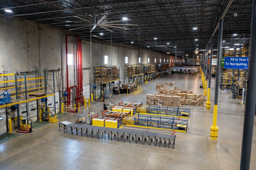 More Photos Of 3101 Anderson Rd, Opelika Distribution For Lease