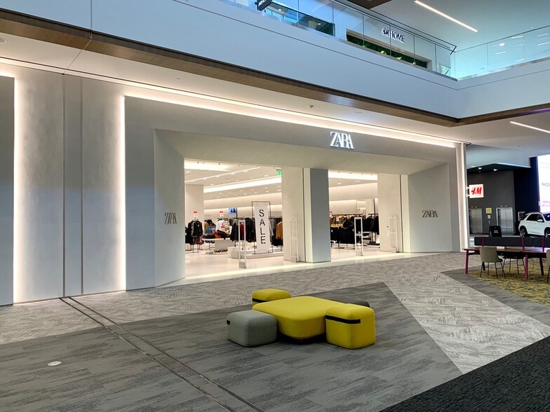 More Photos Of 56 Putnam Ave, Norwalk Unknown For Lease