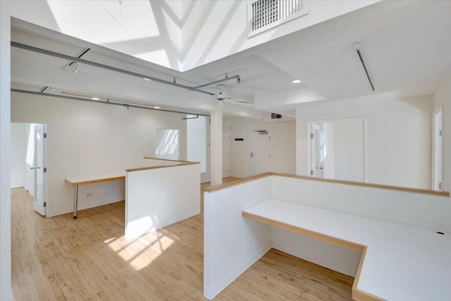 More Photos Of 2525 Main St, Santa Monica Office For Lease