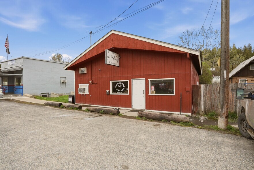 Primary Photo Of 3075 3rd Ave, Valley Specialty For Sale