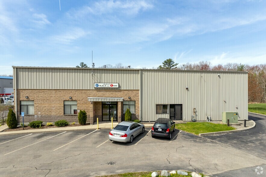 More Photos Of 20 Bellows Rd, Raynham Warehouse For Lease