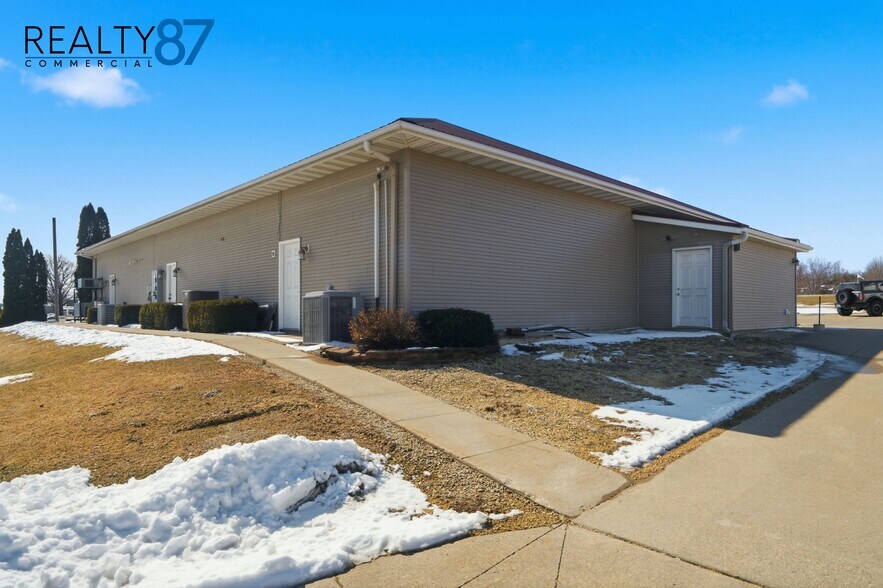 More Photos Of 4659 Highway 13, Central City Restaurant For Sale