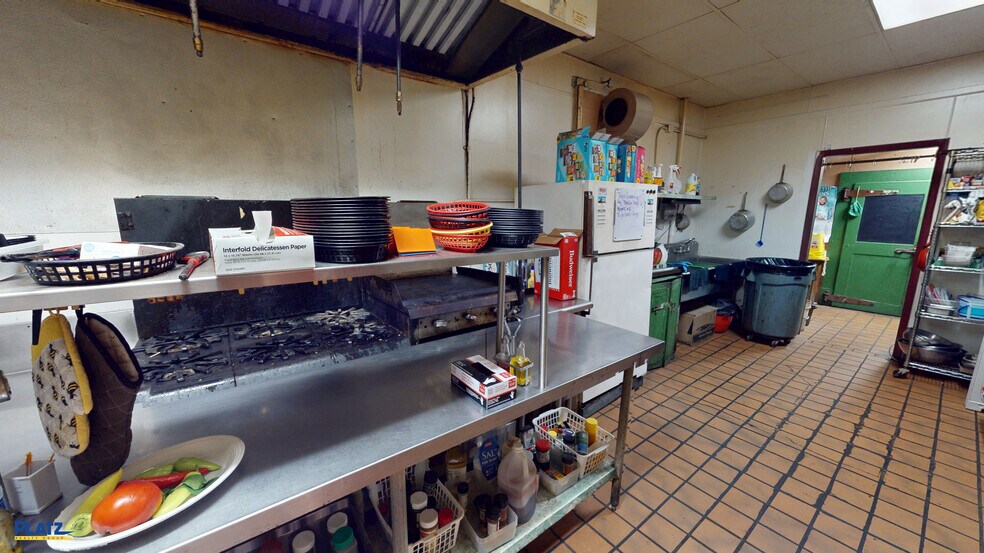 More Photos Of 10300 Market St, North Lima Bar For Sale