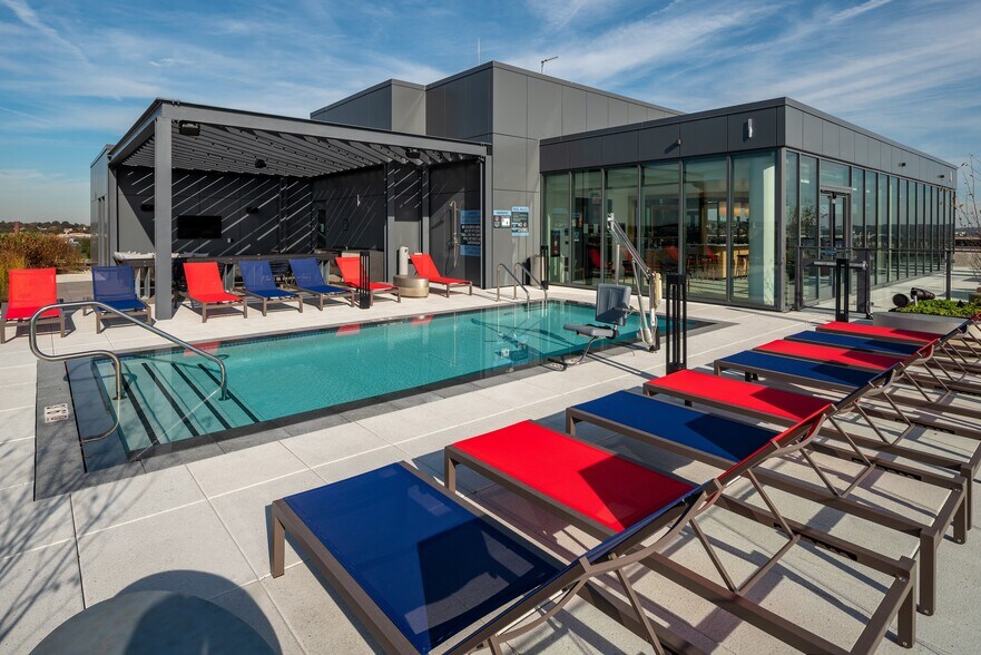 More Photos Of 300 Neal Pl NE, Washington Apartments For Lease