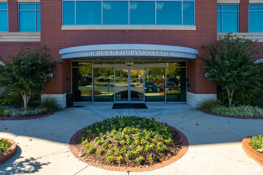 More Photos Of 3168 Braverton St, Edgewater Office For Sale