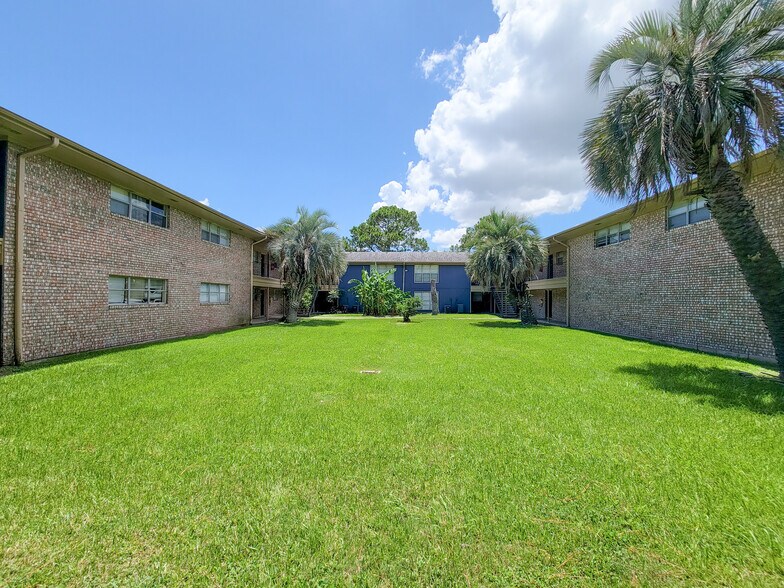 More Photos Of 1501 Poole Ave, Port Arthur Apartments For Sale