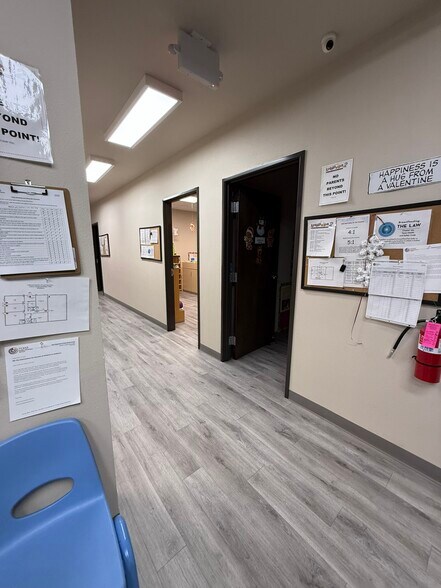 More Photos Of 1351 N Zaragoza Rd, El Paso Office For Sale