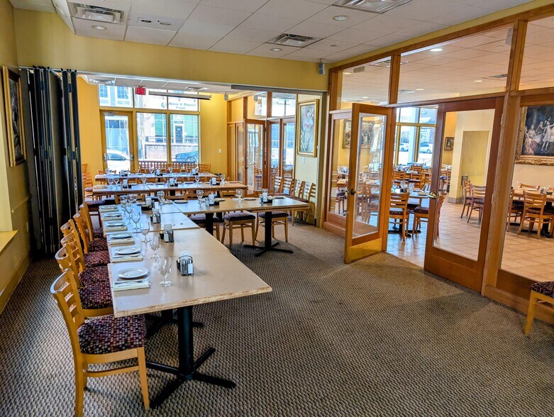 More Photos Of 5101 Center St, Williamsburg Restaurant For Sale