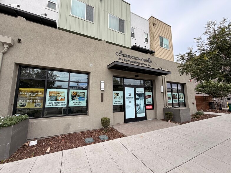 More Photos Of 2315 Market St, Oakland Storefront Retail Office For Lease