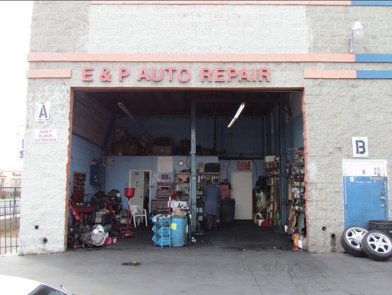More Photos Of 3137 W Imperial Hwy, Inglewood Auto Repair For Lease