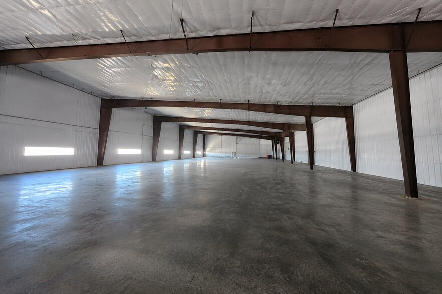 More Photos Of 1536 N 25th E, Idaho Falls Light Manufacturing For Lease