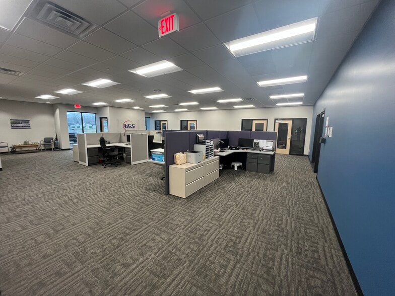 More Photos Of 5255 68th St SE, Caledonia Manufacturing For Lease