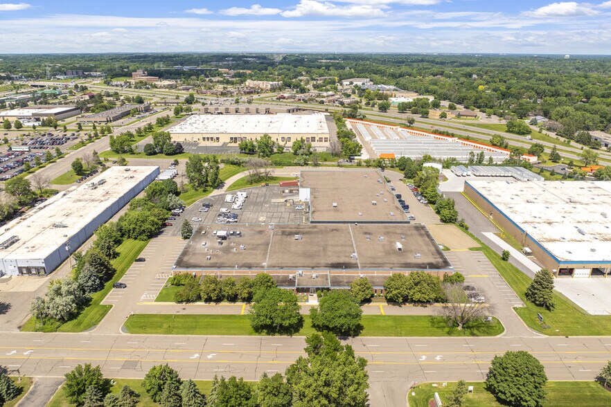 More Photos Of 13310 Industrial Park Blvd, Plymouth Manufacturing For Sale