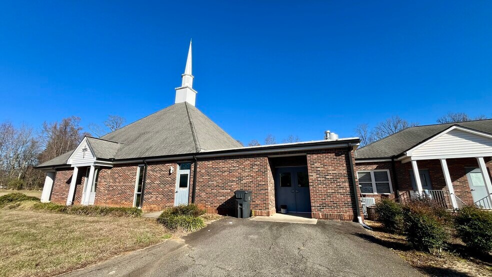 More Photos Of 846 Faith Rd, Salisbury Specialty For Sale