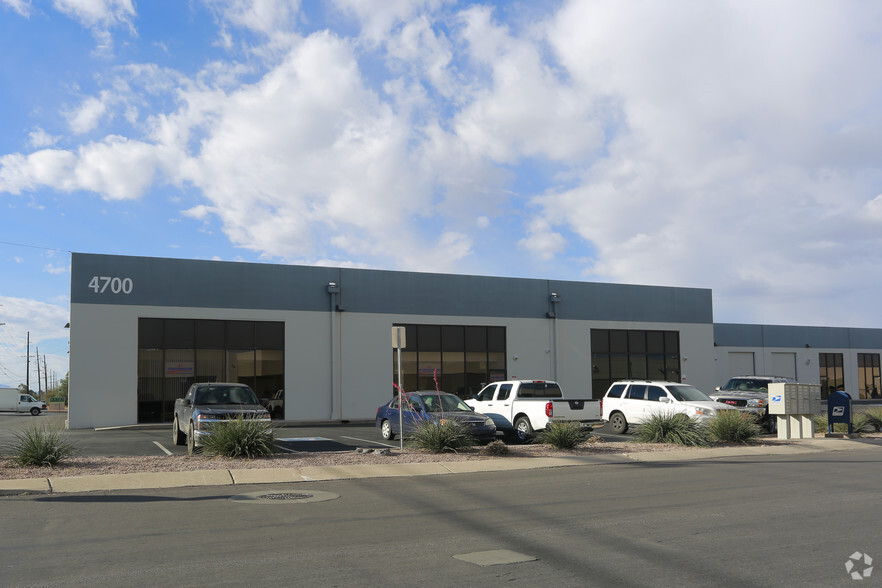 Primary Photo Of 4700 S Park Ave, Tucson Research And Development For Lease