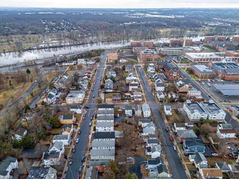 More Photos Of 60 Huntington St, New Brunswick Apartments For Sale