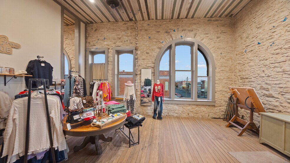 More Photos Of 101 N Elm, Hico General Retail For Sale