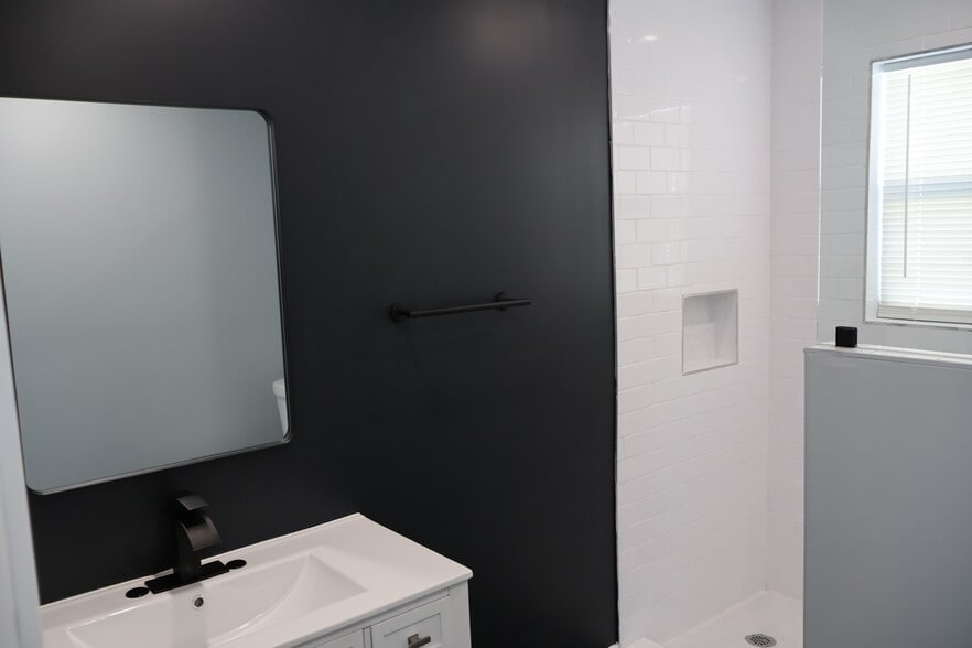 More Photos Of 4116 Linn Street St, Houston Multifamily For Sale