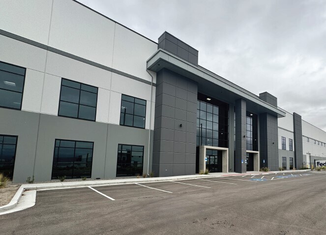 More Photos Of 821 N 6550 W, Salt Lake City Distribution For Lease