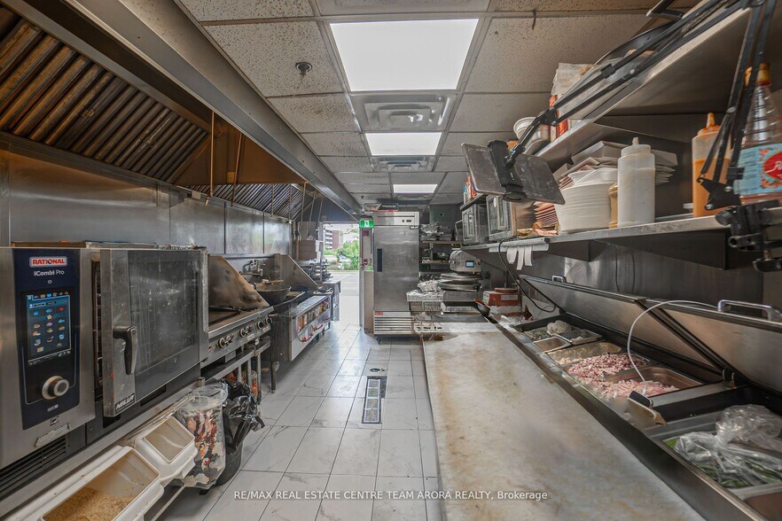 More Photos Of 2980 Drew Rd, Mississauga Storefront Retail Office For Sale