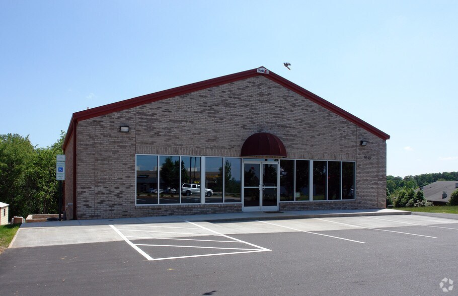 More Photos Of 1043 Lenoir Rhyne Blvd, Hickory Freestanding For Lease