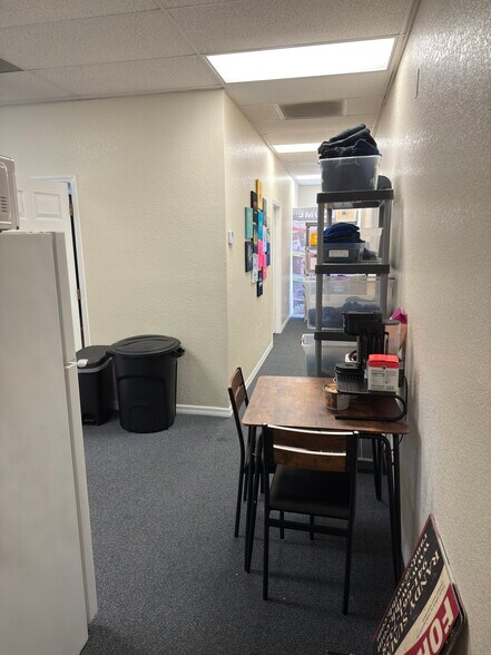 More Photos Of 17960 Toledo Blade Blvd, Port Charlotte Medical For Lease