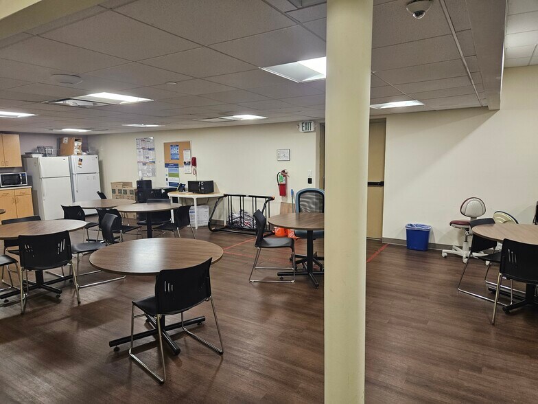 More Photos Of 10690 Del Mar Pky, Aurora Unknown For Lease