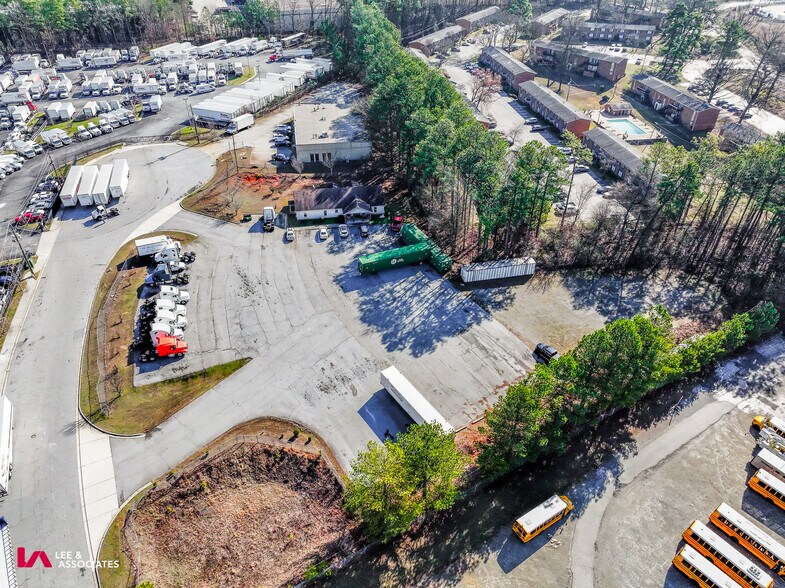 More Photos Of 55 Alston Ct, Forest Park Truck Terminal For Sale