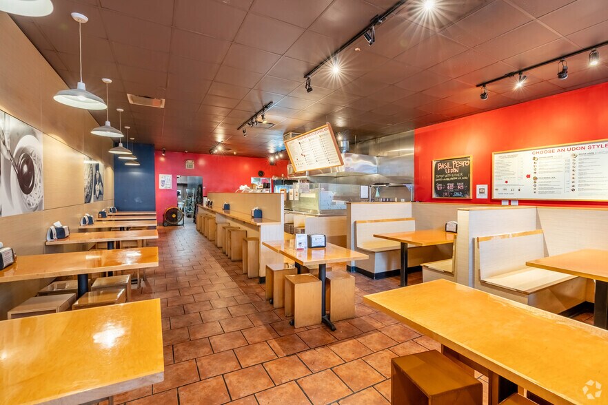 More Photos Of 4517 University Way NE, Seattle General Retail For Sale