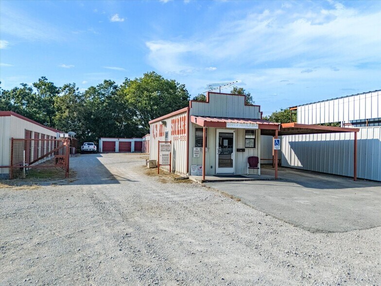 More Photos Of 300 S State Highway 101, Chico General Retail For Sale