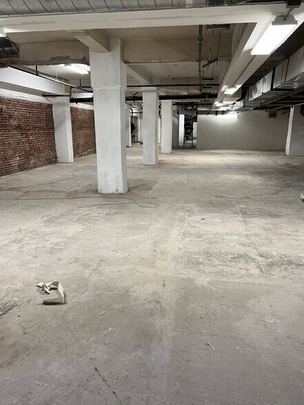 More Photos Of 601 S Broadway, Los Angeles Apartments For Lease