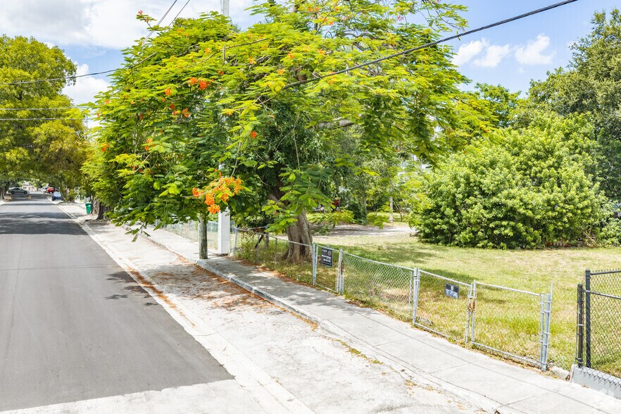 More Photos Of 145 NW 35th St, Miami Land For Sale
