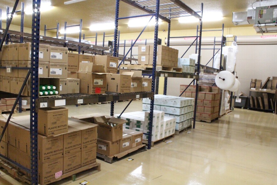 More Photos Of 28411 Race Track Rd, Bonita Springs Flex For Sale