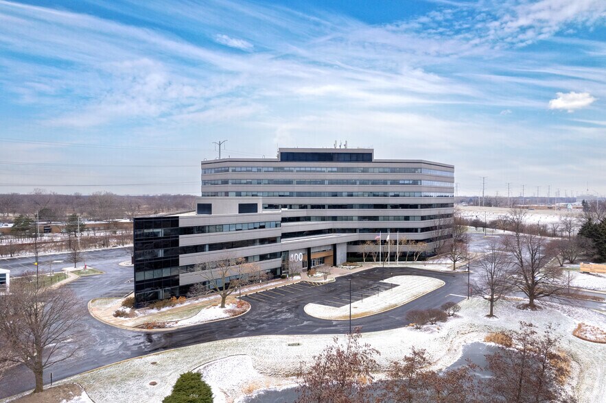 More Photos Of 400 Skokie Blvd, Northbrook Office For Lease