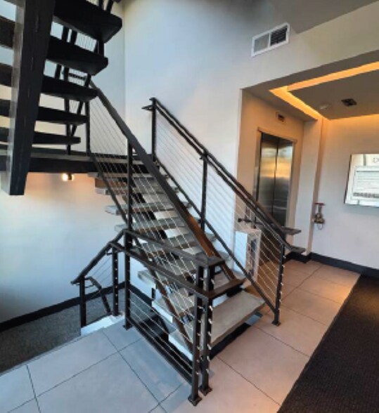 More Photos Of 560 Mill St, Reno Loft Creative Space For Lease