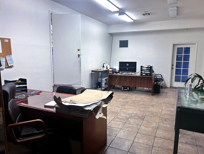 More Photos Of 3651 Beverly Blvd, Los Angeles Storefront For Lease