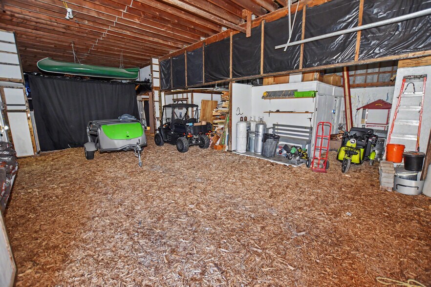 More Photos Of 202 E 9th St, Mio Storefront Retail Office For Sale