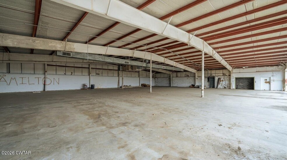 More Photos Of 302 N Trenton St, Rutherford Warehouse For Sale