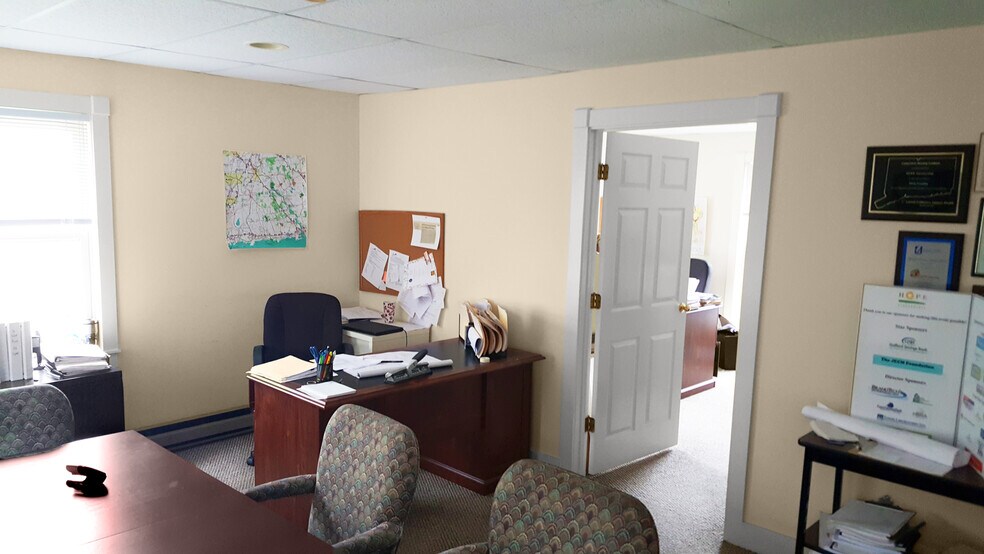 More Photos Of 191 Main St, Old Saybrook Loft Creative Space For Lease