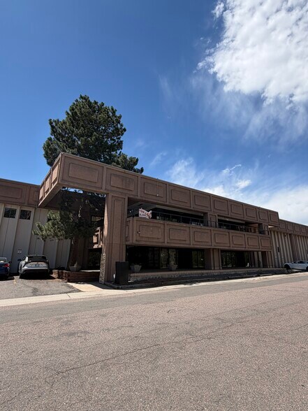 More Photos Of 640 W Tennessee Ave, Denver Light Distribution For Sale