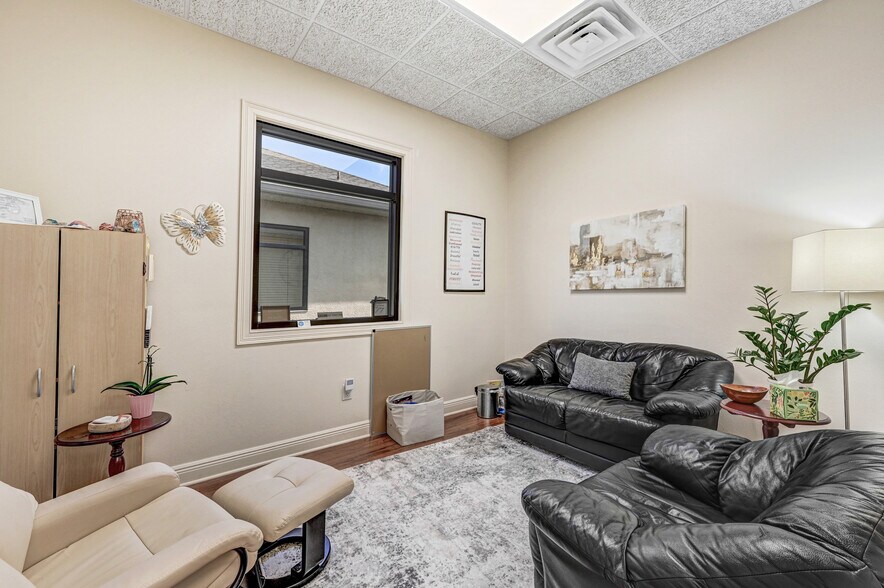 More Photos Of 7145 Turner Rd, Rockledge Office For Sale