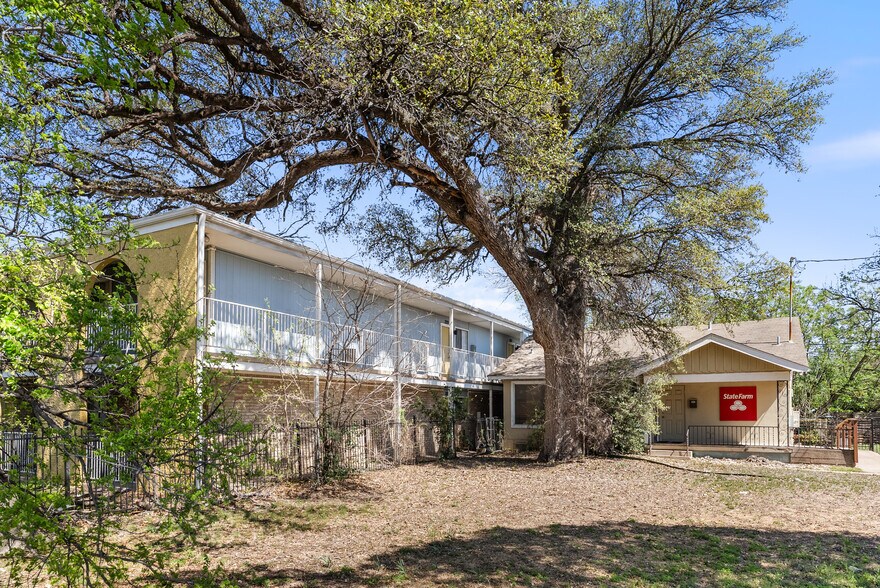 More Photos Of 515 Krebs Ln, Austin Apartments For Sale