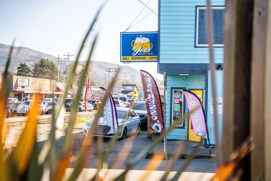 More Photos Of 101 S Miller St, Rockaway Beach Storefront Retail Residential For Sale