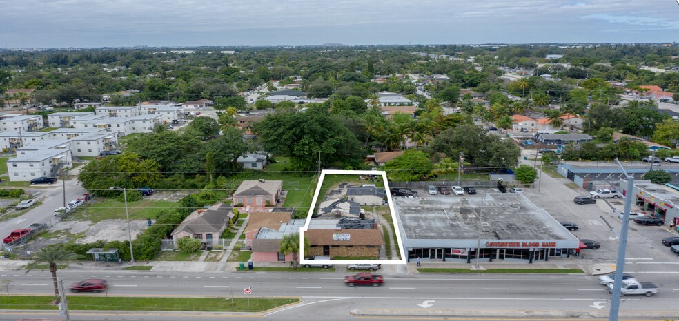 More Photos Of 10150 NW 7th Ave, Miami Office For Sale