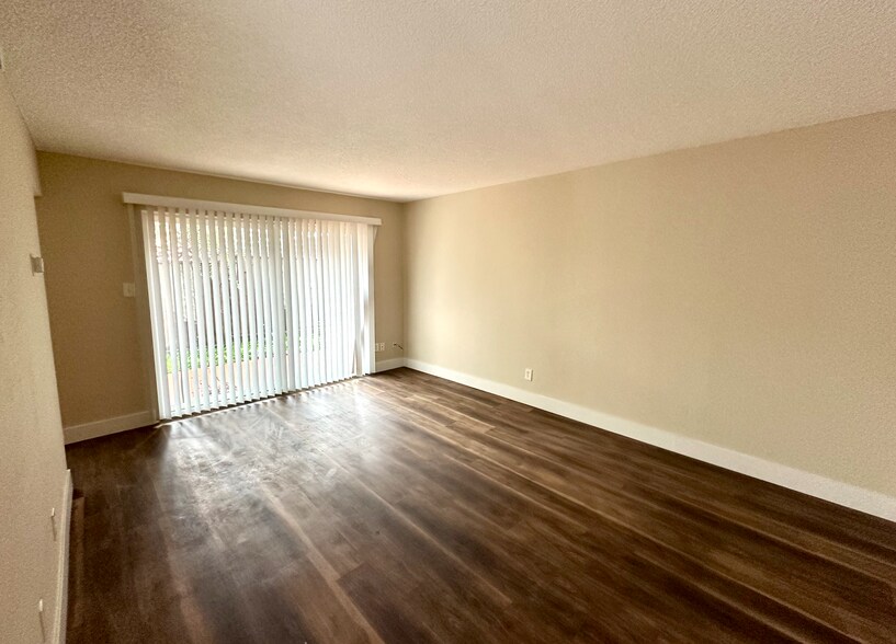 More Photos Of 1777-1781 Sausal St, Oakland Apartments For Sale