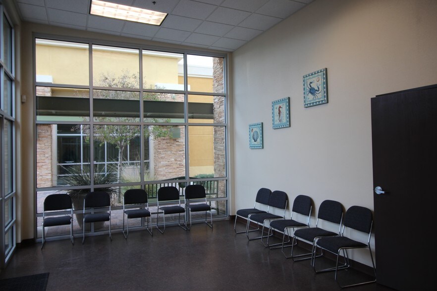 More Photos Of 4130 N Martin Luther King Blvd, North Las Vegas Office For Lease