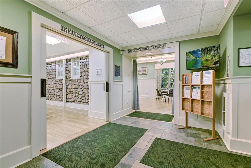 More Photos Of 6683 PA-191, Cresco Flex For Sale