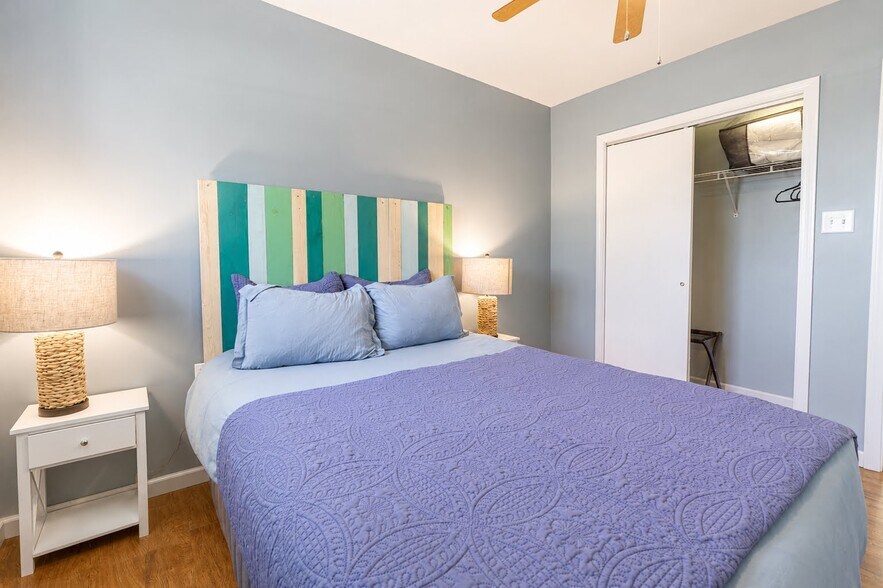 More Photos Of 27717 W Grass Lake Dr, Spring Grove Apartments For Sale
