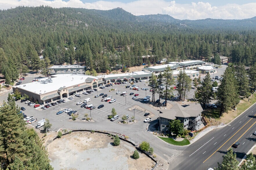 More Photos Of 212 Elks Point Rd, Zephyr Cove Storefront For Lease