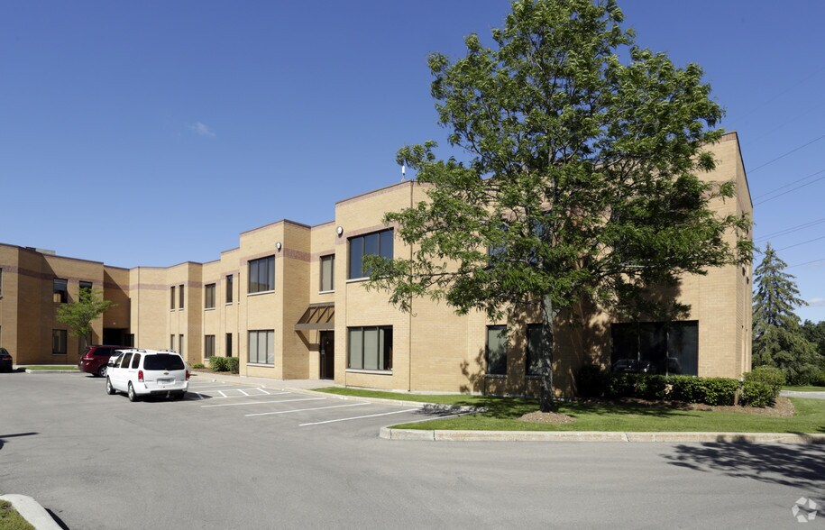 More Photos Of 155 Frobisher Dr, Waterloo Office For Lease
